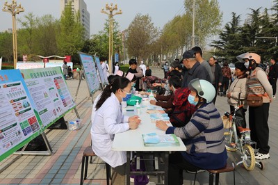 中牟縣開展第36個(gè)愛國衛(wèi)生月集中宣傳活動 企業(yè)參與構(gòu)筑健康防線